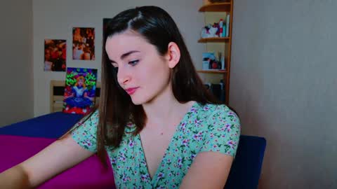 Snapshot of arielstonks_lovee chatting on January 22, 3:20 am arielstonks_lovee online show from January 22, 3:20 am