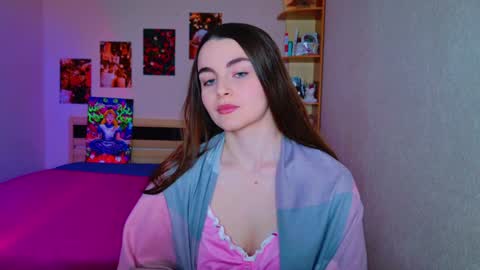 Snapshot of arielstonks_lovee chatting on January 21, 3:26 am arielstonks_lovee online show from January 21, 3:26 am