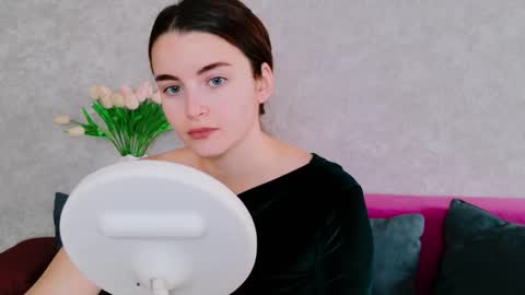 Snapshot of arielstonks_lovee chatting on October 6, 3:46 am arielstonks_lovee online show from October 6, 3:46 am