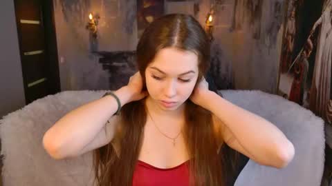 arielsykes online show from November 19, 6:18 pm