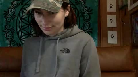 Snapshot of arielwyld chatting on March 12, 2:01 pm ariel colin when hes here online show from March 12, 2:01 pm
