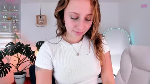 Ari  online show from April 28, 7:29 pm
