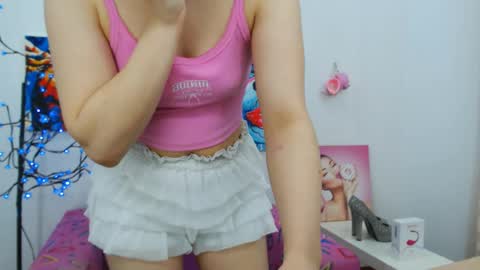 arinabelle online show from June 12, 6:07 pm
