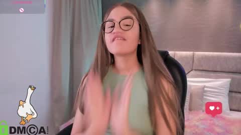 Ari  online show from February 20, 3:50 am