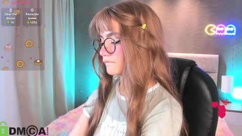 Ari  online show from March 17, 8:36 pm