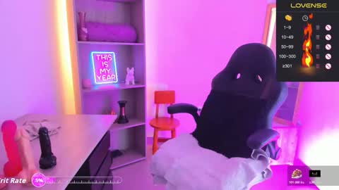 arisha_davis online show from November 10, 8:11 pm