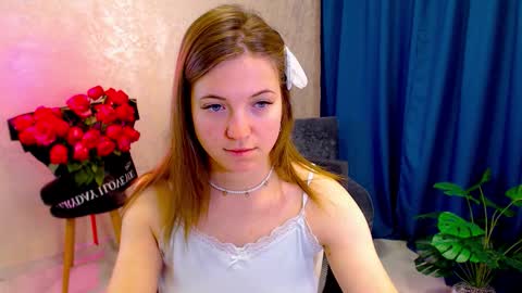 Arlana online show from December 15, 1:01 am