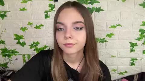 Lisa online show from June 19, 3:07 pm
