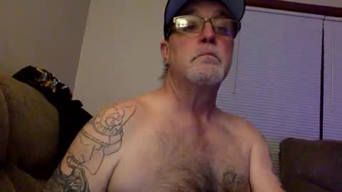 armyguy5311 online show from June 6, 9:26 am