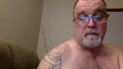 armyguy5311 online show from March 24, 3:56 am