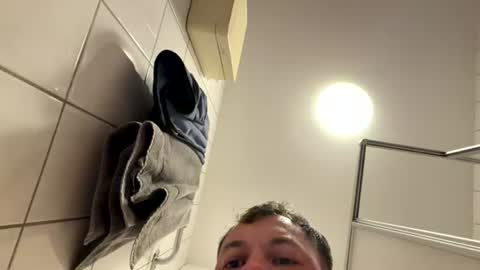 armyskater32 online show from July 14, 8:25 pm