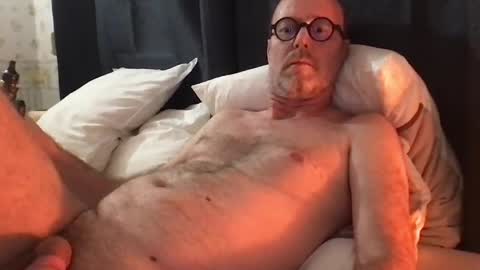 Arn online show from May 1, 1:05 pm