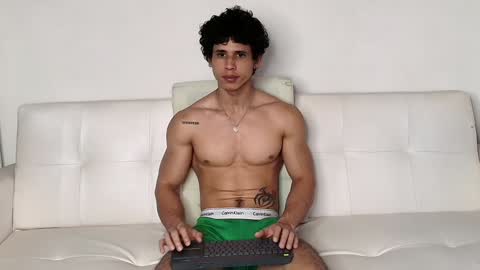 arnold black online show from December 2, 7:33 pm