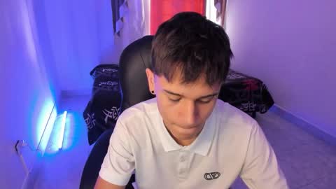 Aaron online show from January 6, 8:13 pm