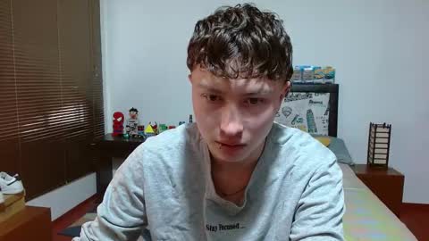 Aaron online show from February 3, 7:10 pm