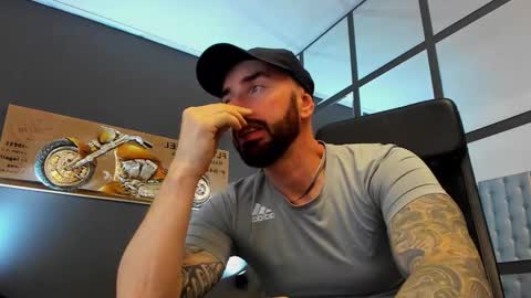 AronGrant online show from November 16, 10:17 am