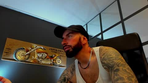 AronGrant online show from April 28, 9:24 am