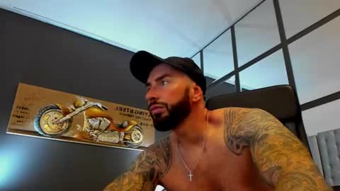 AronGrant online show from July 21, 10:39 am