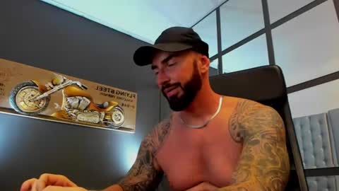 AronGrant online show from August 1, 8:38 am