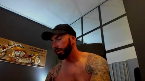 AronGrant online show from July 18, 10:06 am