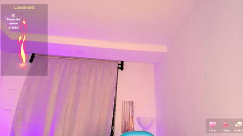 noah and ivy online show from September 10, 10:38 am