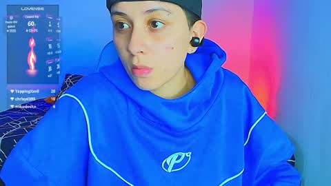 noah and ivy online show from February 3, 12:15 am