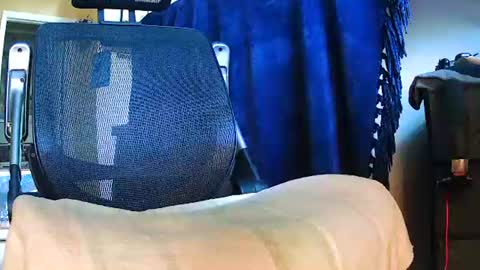 Aroundhere online show from July 10, 1:27 pm