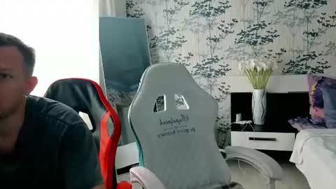 art_cam_ online show from August 4, 8:21 am