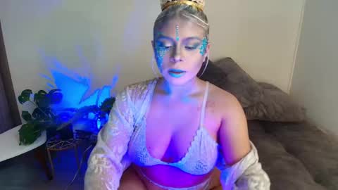 Fernanda online show from December 28, 7:01 pm