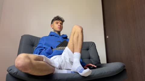   online show from March 4, 3:15 pm