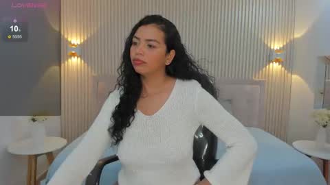 Snapshot of arteemisaa chatting on September 17, 2:37 am arteemisaa online show from September 17, 2:37 am