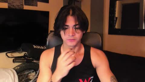 I AM HERE online show from March 9, 12:37 am