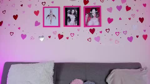 MIA OF artmiajoy online show from February 27, 3:37 pm