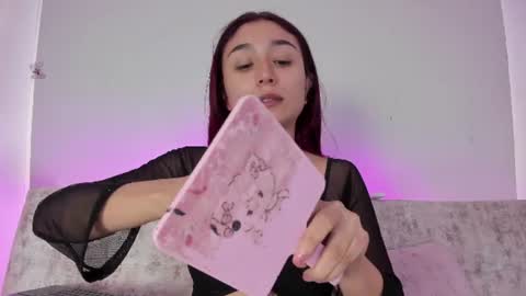MIA OF artmiajoy online show from July 10, 12:32 pm