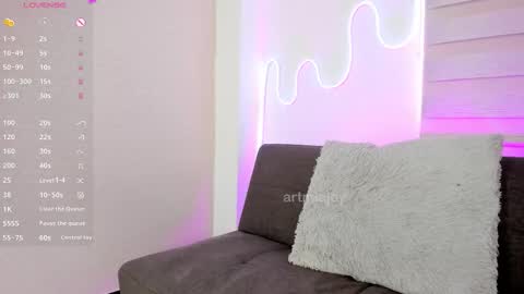 MIA OF artmiajoy online show from January 6, 5:28 pm