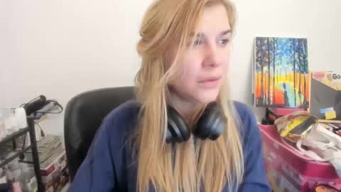 MIA online show from December 19, 12:39 am