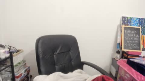 MIA online show from January 8, 6:03 pm