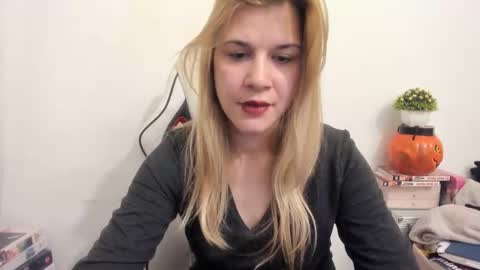 MIA online show from February 25, 8:21 pm