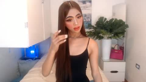 Ariella online show from July 11, 10:29 am