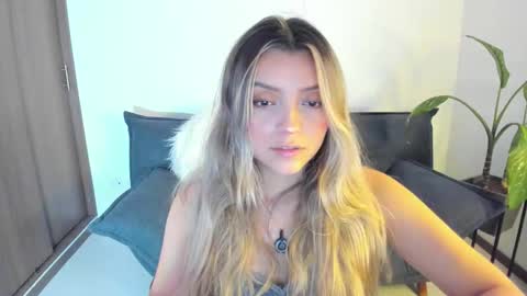 Zahaara online show from December 2, 8:18 pm