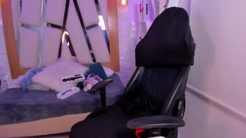 Ary Cooper online show from November 26, 1:08 pm