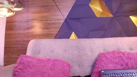 sofia online show from July 1, 11:30 am