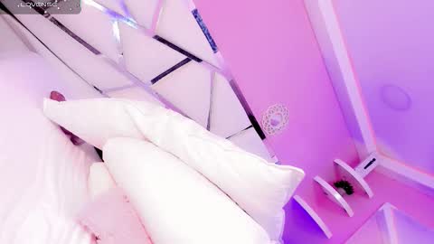 aryajanee online show from February 4, 6:50 am