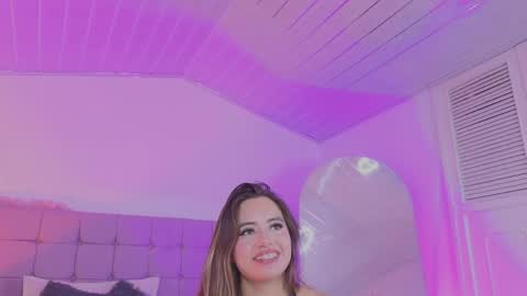 arycooper_ online show from May 2, 12:33 pm