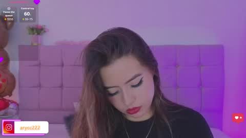 arycooper_ online show from May 8, 12:44 pm