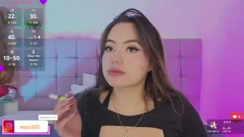 arycooper_ online show from April 23, 12:24 pm