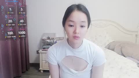 Lily online show from July 2, 3:44 am