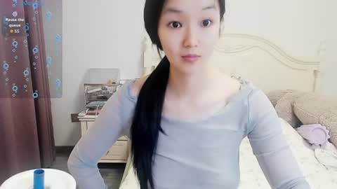 Lily online show from July 31, 4:13 am