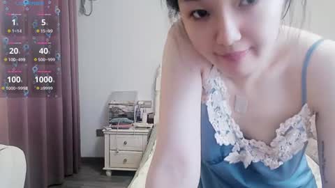 Lily online show from June 21, 3:24 am