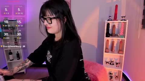 Asami  online show from July 7, 10:25 pm